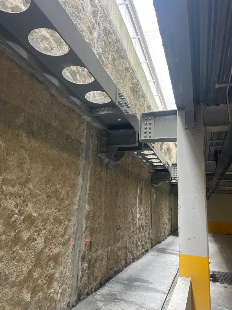 Lucrări de refacere a protecției la foc cu vopsea termospumantă-Cluj-Barb Systems